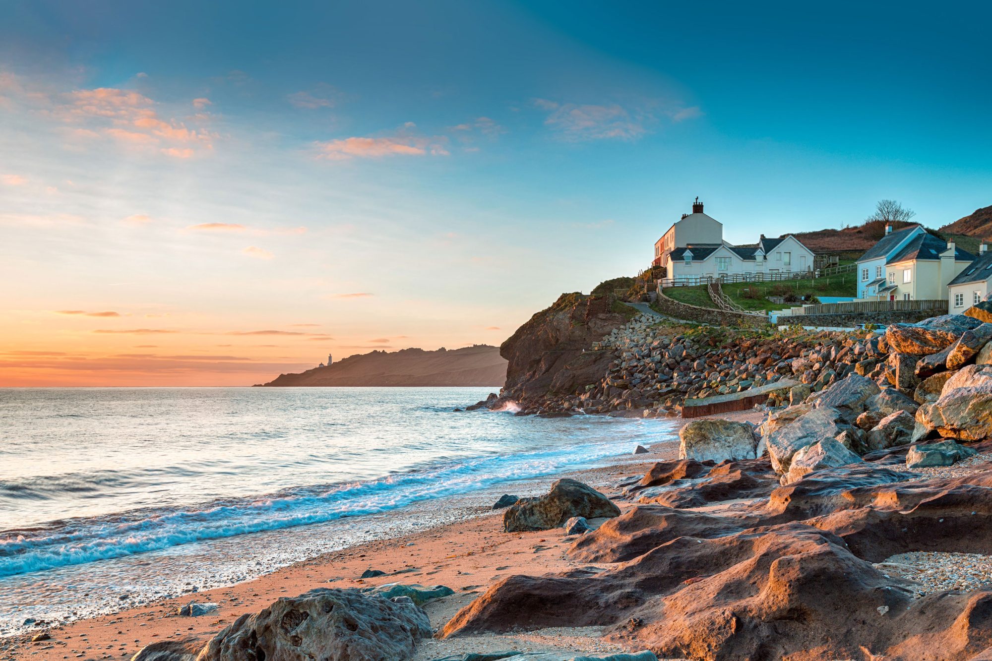 Family of 6 relocating from Leeds to Devon with a budget of £800k