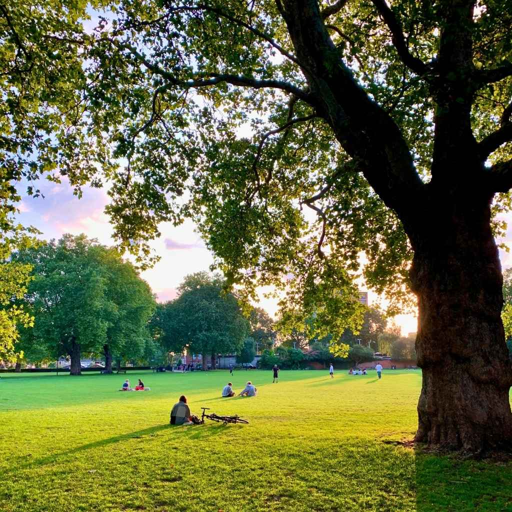 Trouble-Free Completion - 1024 x 1024 - Stacks Islington & East London - Property Finder & Buying Agent