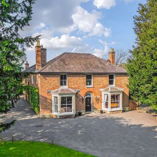 The Old Vicarage is a substantial unlisted home within 1.28 acres of landscaped gardens, featuring views of St Michael & All Angels Church. With origins dating back to the mid-1700s, this elegant property provides over 5,000 sq ft of accommodation, including five spacious reception rooms, four en-suite bedrooms, and a family kitchen with a large conservatory. It has been thoughtfully extended, with significant upgrades including a two-storey snooker room and garage built in 2018, and is further equipped with solar panels. The gardens offer formal and informal spaces, a Victorian-style walled kitchen garden, and a versatile games room, ideal for entertaining or as a gym — a great blend of timeless Georgian charm with modern amenities. - Charlie Rearden, @stacks_rutland - See more on his account.

On with @savills @thestamfordpropertyagents, guide £1.2 mil.

Get in touch for more property buying info and advice.

#house #home #forsale #property #propertyforsale #house #home #familyhome #georgian #architecture #walledgarden #countrylife #unlisted #notlisted #charm #character #village #villagehouse #househunter #propertyfiner #buyingagent #buyersagent #propertyfinder #propertybuyer #40years #stackspropertysearch